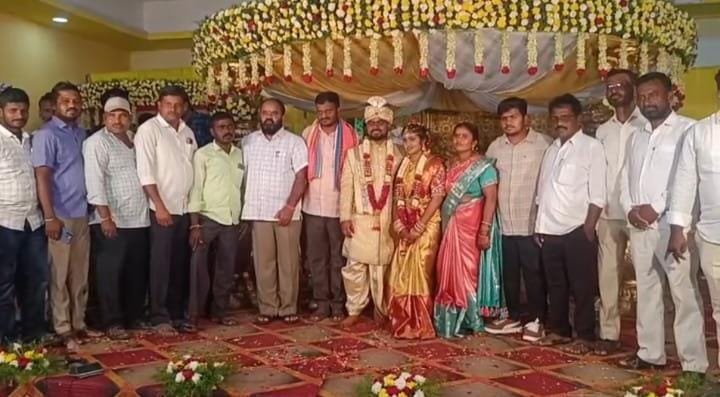 వివాహ వేడుకలో పాల్గొన్న మాజీ ఎమ్మెల్యే  - కంచర్ల భూపాల్ రెడ్డి 