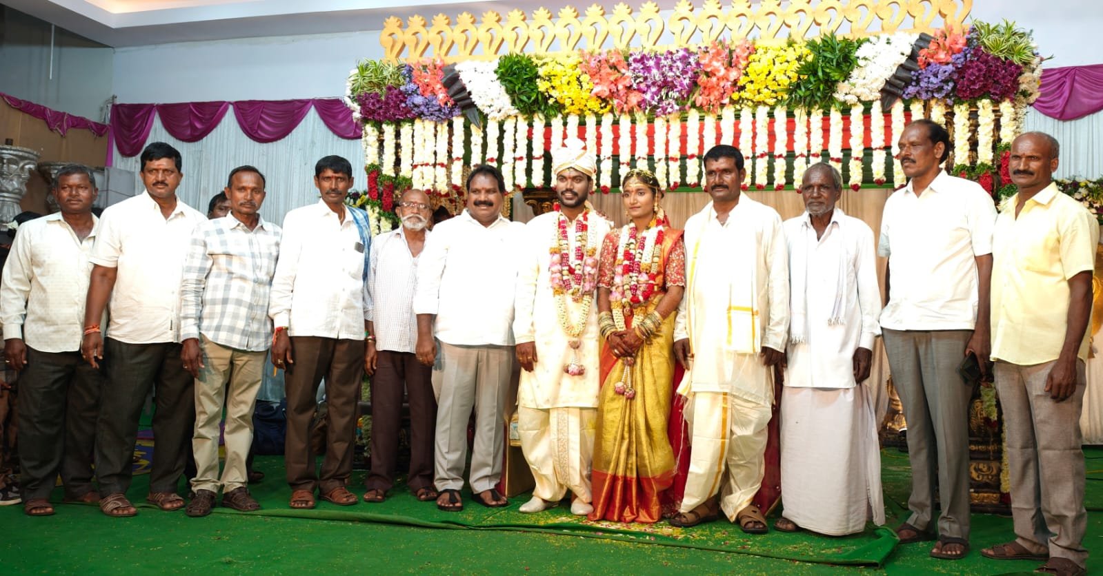 పలు నూతన వివాహ శుభకార్యాలకు హాజరై వధూవరులను ఆశీర్వదించిన వర్ధన్నపేట మాజీ ఎమ్మెల్యే ఆరూరి రమేష్