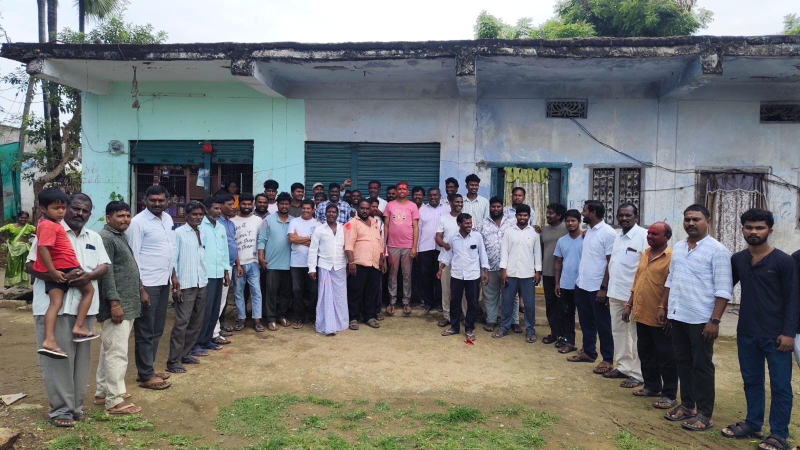 పర్వతగిరి పట్టణ అంబేద్కర్ యువజన సంఘం నూతన అధ్యక్షుడిగా సింగారపు రమేష్  - Additional Image