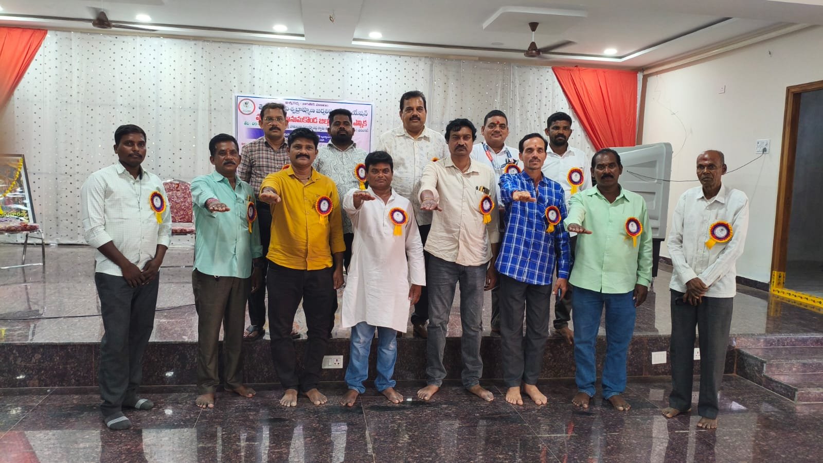 తెలంగాణ విశ్వబ్రాహ్మణ జర్నలిస్ట్ అసోసియేషన్ వరంగల్ హనుమకొండ జిల్లాల అధ్యక్ష కార్యదర్శులు ఎన్నిక