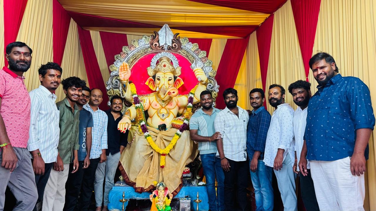 గొల్లవాడ యూత్ అసోసియేషన్ ఆధ్వర్యంలో నవరాత్రి ఉత్సవాలు 